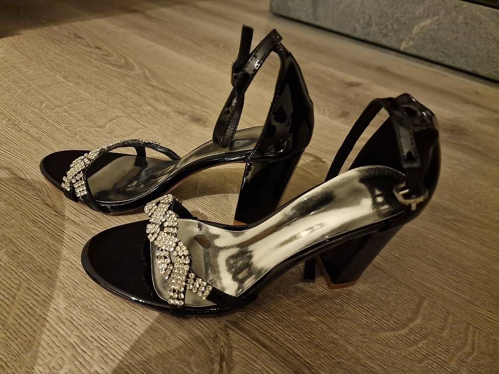 Damenschuhe: Scarpe donna – Gebraucht aus Ronco sopra ascona von moi_w9hy