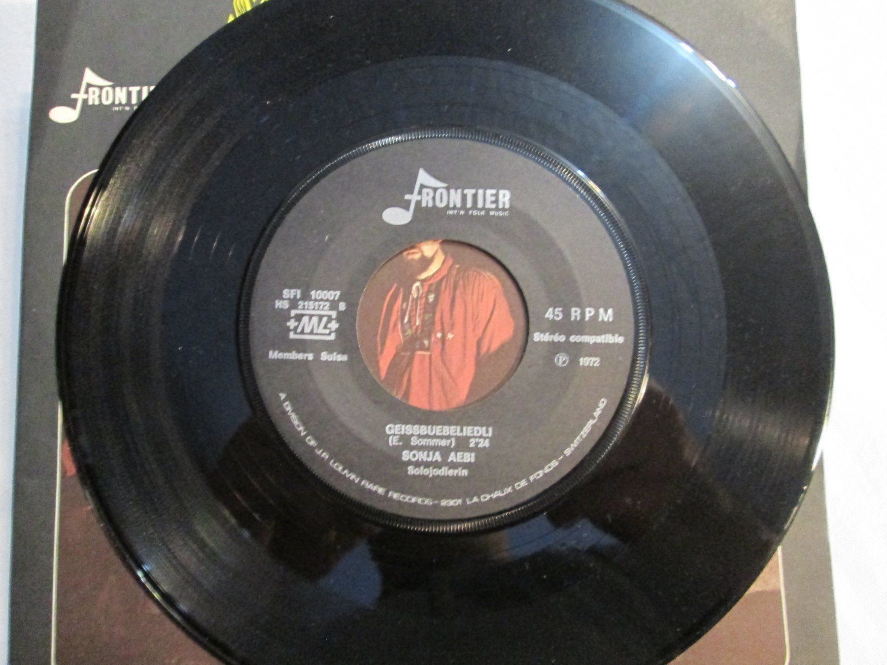 Schallplatten: Disque vinyle Sonja Aebi - Swiss Folk 45T – Gebraucht aus la Chaux-de-Fonds von Lampe 2
