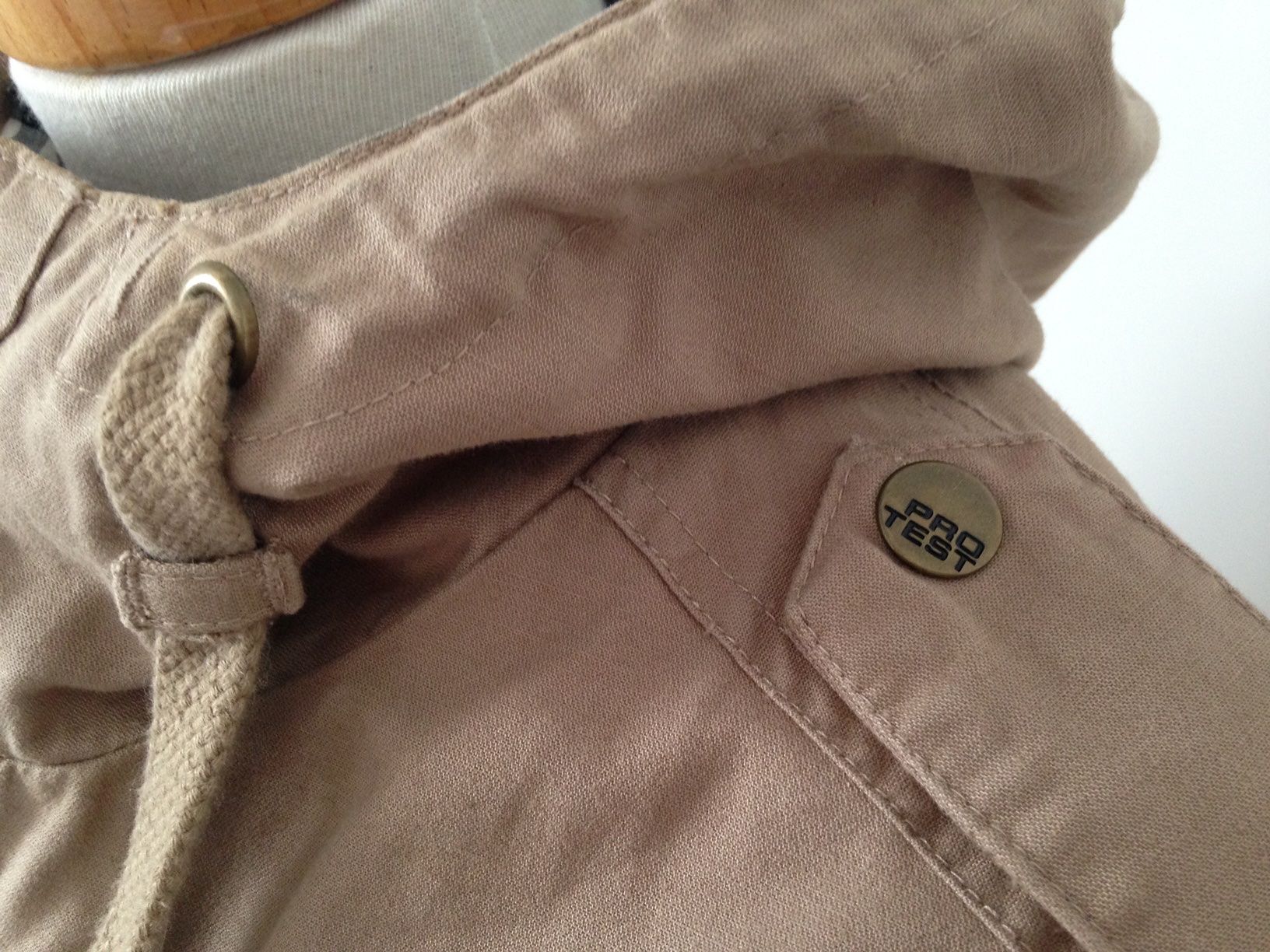 Jacken: PROTEST Kapuzen-Jacke - beige - Gr. M - Baumwolle TOP – Neu (gemäss Beschreibung) aus Schongau von Designart 5