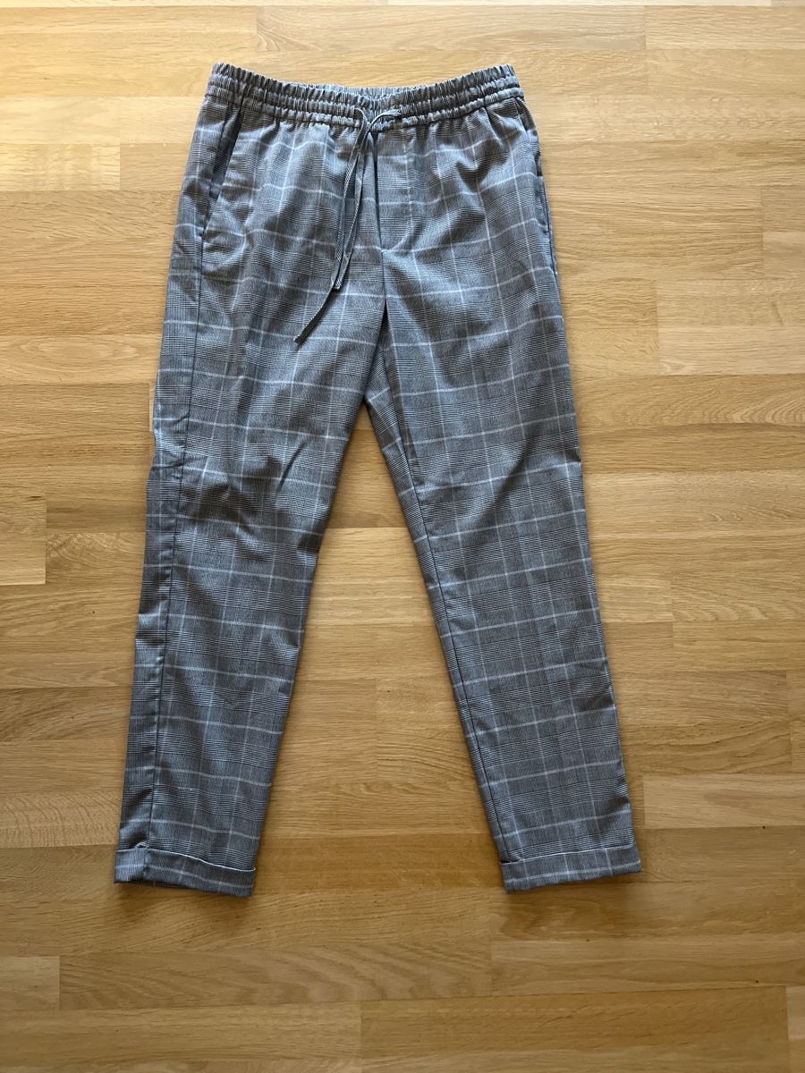 H&M Pantaloni: H&M Karierte Stoffhose Grösse S – Usato da Heimberg venduto da Dooomi15