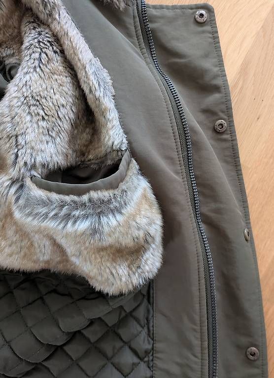 Giacche: Grüne Winterjacke – Usato da Birsfelden venduto da L.L.CoolBean 4