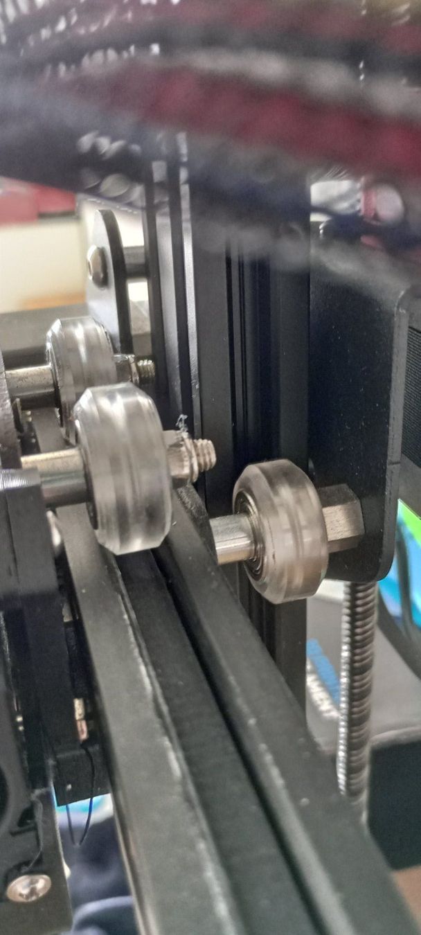 Creality Imprimante 3D: A vendre Creality ender 3v2 – D'occasion à versoix par pat2009 1