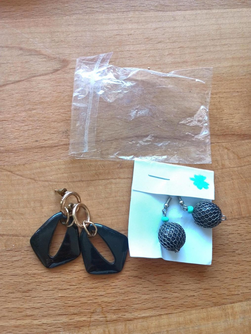 Orecchini pendenti & Orecchini a lobo: Ohrhänger, Ohrschmuck 2 Artikel NEU – Nuovo e nell'imballaggio originale da Gwatt (Thun) venduto da lealisa007