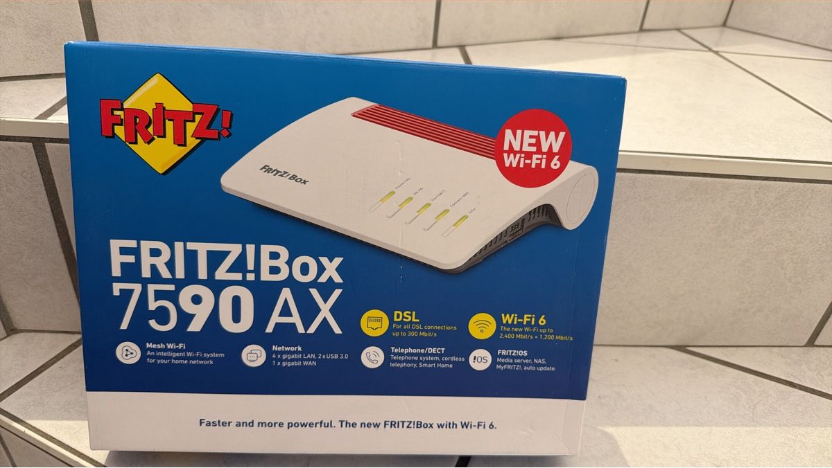 Fritz Modem & Router: FRITZ!Box 7590 AX NEU mit Wi-Fi 6 – Nuovo e nell'imballaggio originale da Biberist venduto da Moma7
