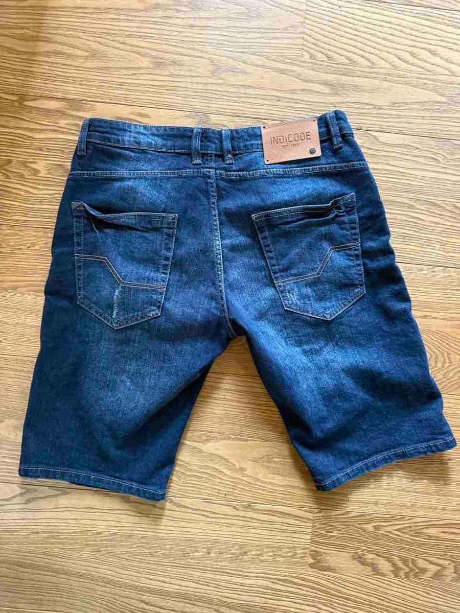 Pantalons: INDICODE Jeans Shorts dunkelblau Grösse 34 – D'occasion à Davos Dorf par tati015 1