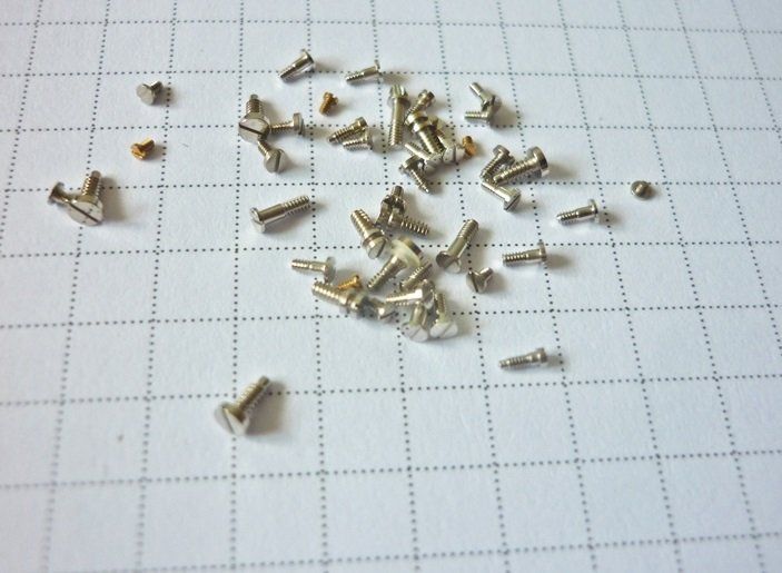 Bergeon Uhren: Bergeon - No 10 234 - Gr. 1 - Schrauben - Vis – Gebraucht aus Adliswil von di_hans 1