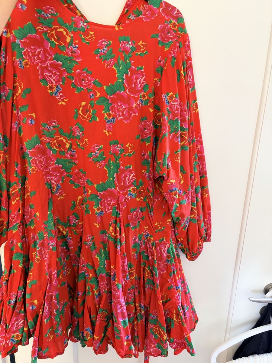 Rhode Kleider: Rhode Dress rot mit Blumenmuster – Gebraucht aus Brugg AG von Elle_1 4