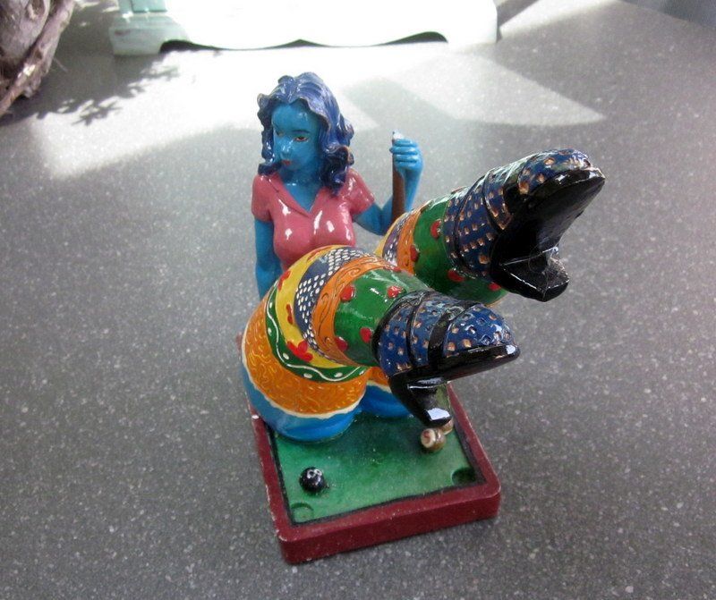 Sculture & Statue: Skulptur "Fatty Girl" Playing Billard – Usato da Bischofszell venduto da Pfau0 1