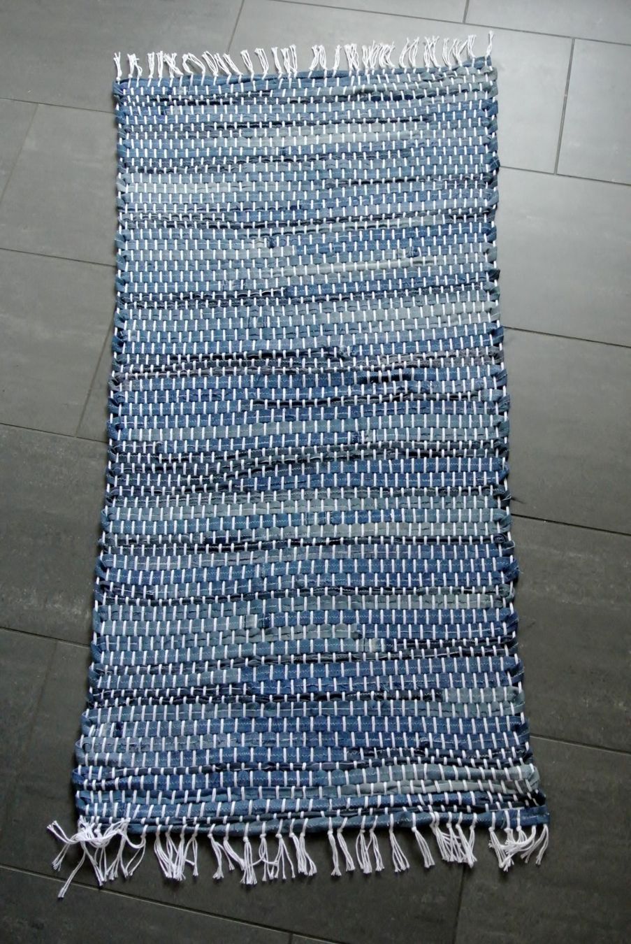 Teppiche: JEANS Teppich oder Läufer IndustrieChick 125 x 61 cm *neu – Neu (gemäss Beschreibung) aus Zell ZH von fossilchen 1