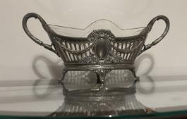 Jardinière en étain et son insert en verre.