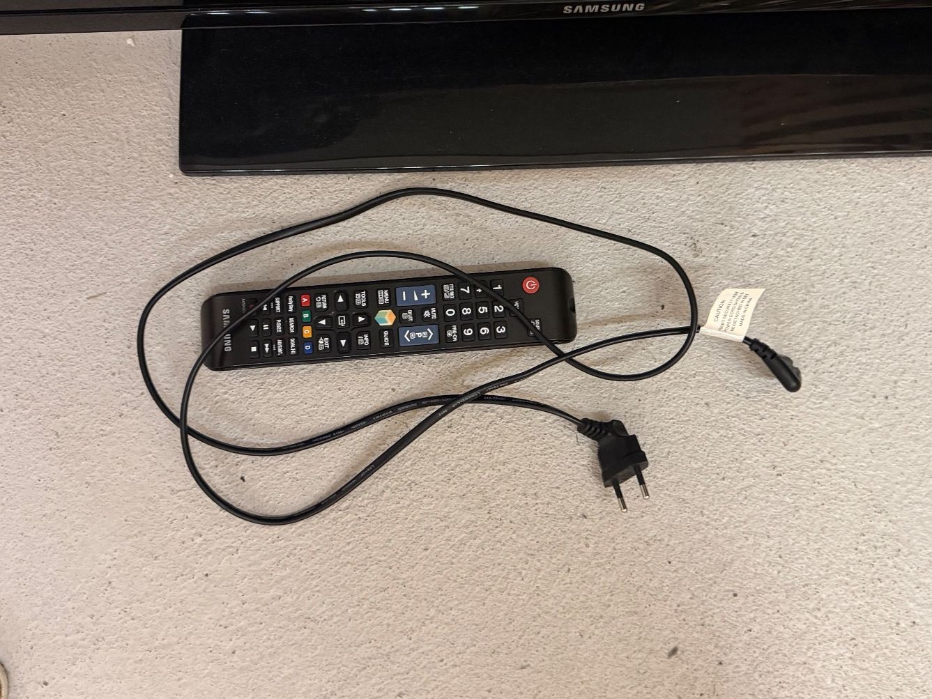 Samsung Televisori: SAMSUNG TV diagonale 117 cm – Usato da Wolhusen venduto da KaBi1809 2