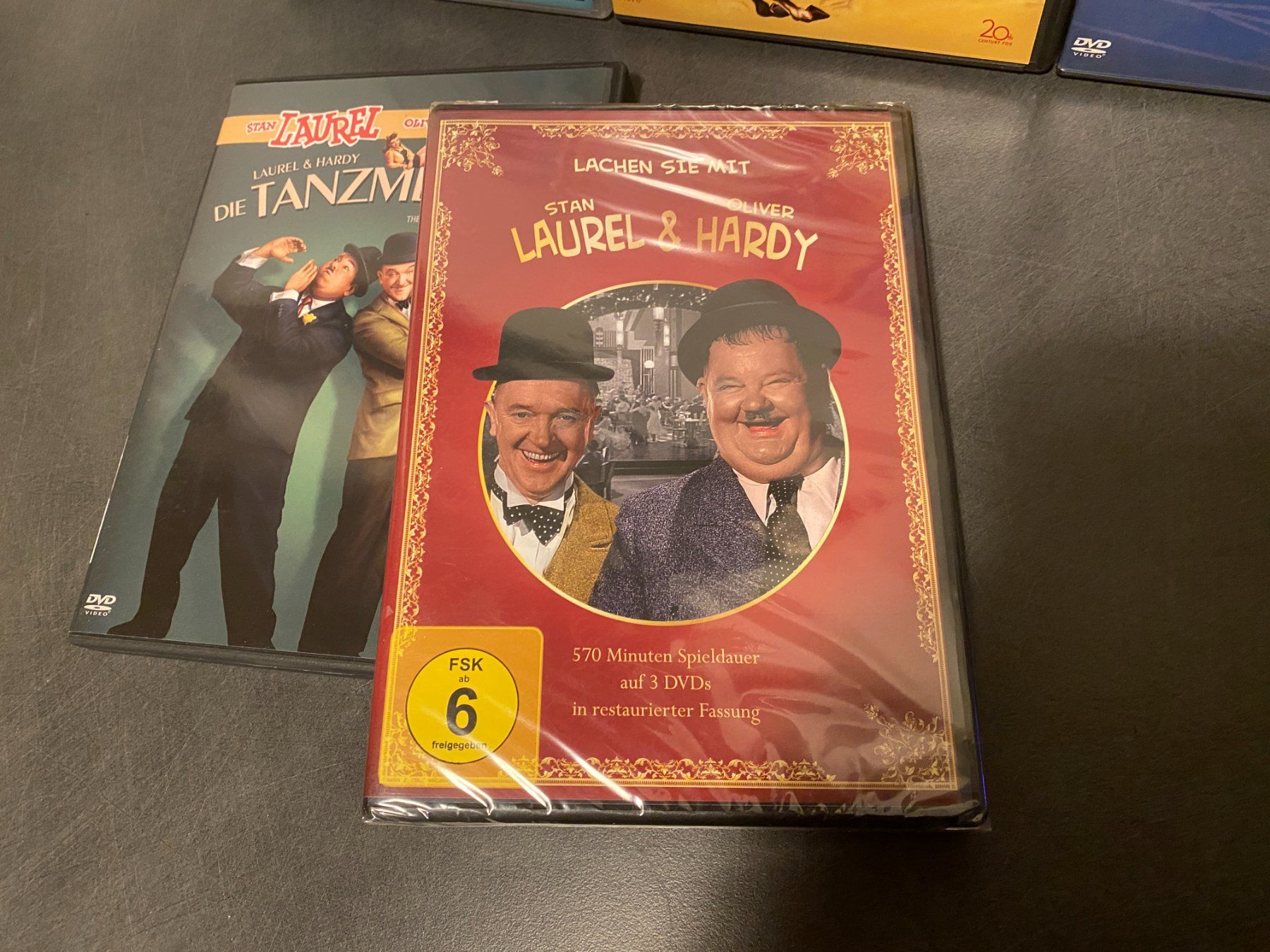 Tutti i DVDs: Dick & Doof, Luis de Funes DVDs – Nuovo (secondo la descrizione) da Basel venduto da FatCatPacksTheRatt 3