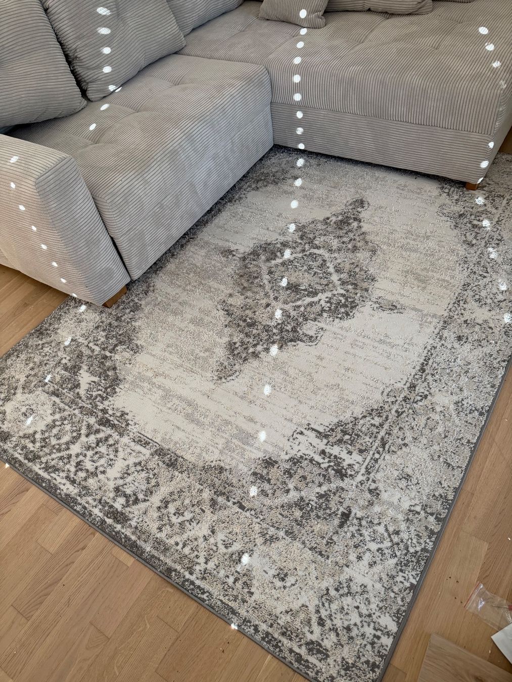 Conforama Tapis: Tapis neuf – Neuf (Voir description) à Lausanne par Franiialessio