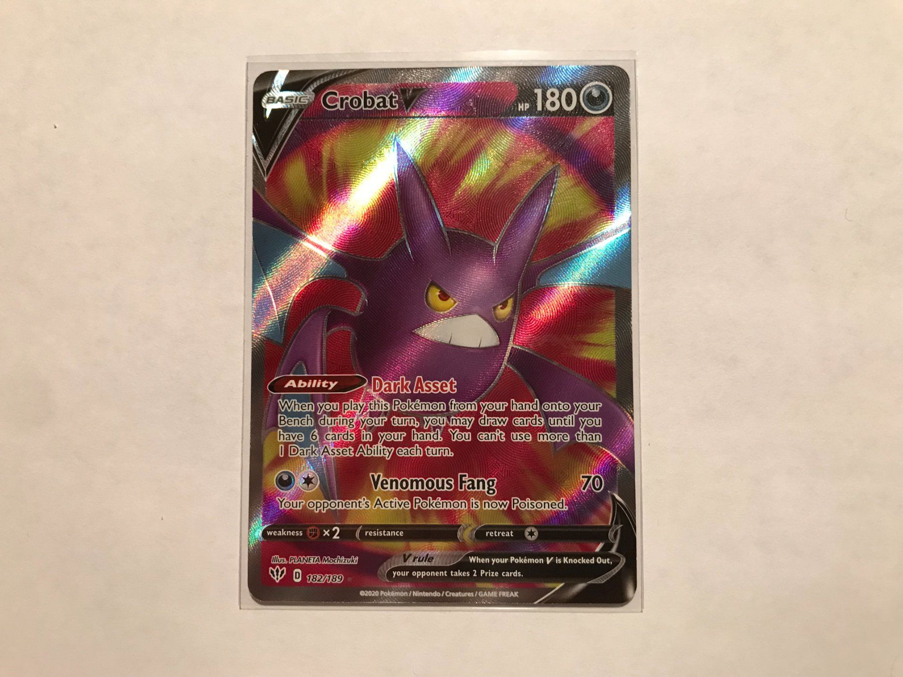 Pokémon Carte collezionabili: Crobat V Darkness Ablaze EN – Usato da Hagendorn venduto da Pokecollectorch