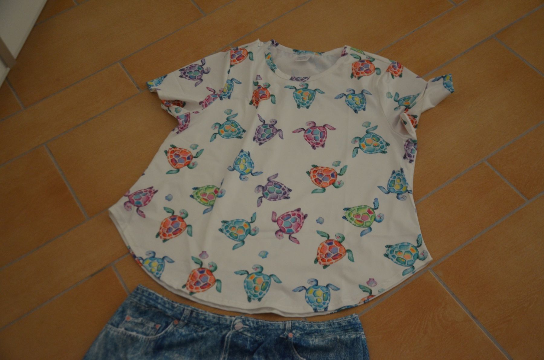 Kleiderpakete: TAILLE 3XL - TAILLE 48 - ROCK + SHIRT - NEU – Neu und originalverpackt aus Chiasso von Dolly015 2