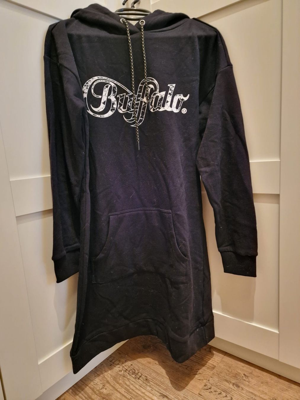 Buffalo Pulls & Sweat-shirts: BUFFALO langer Pullover – Neuf avec emballage d'origine à Schübelbach par chinchilla84