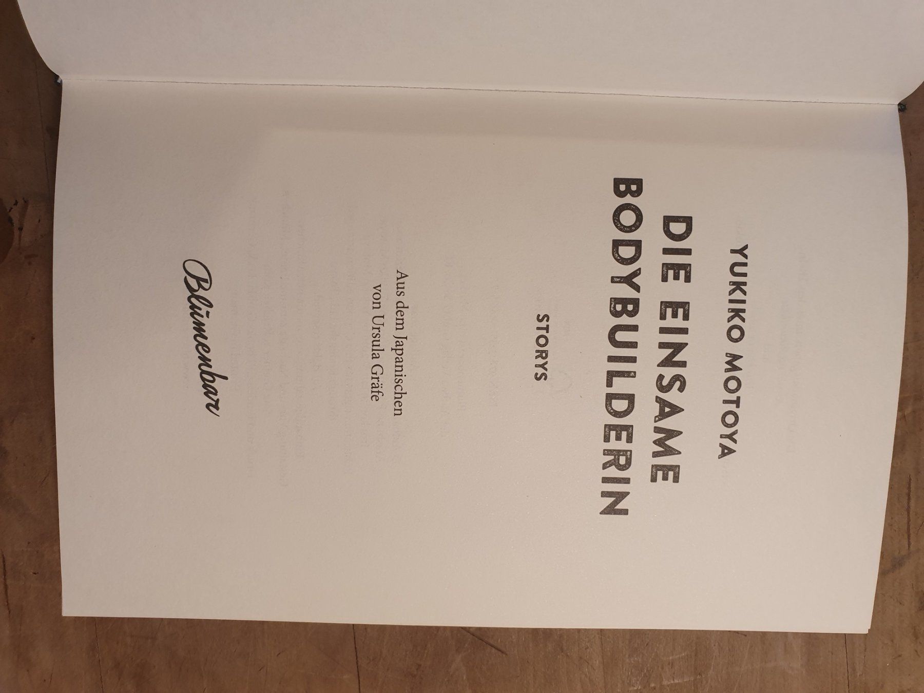 Bücher: Die einsame Bodybuilderin Yukiko Motoya Blümebar – Gebraucht aus Zürich von loosebone 2