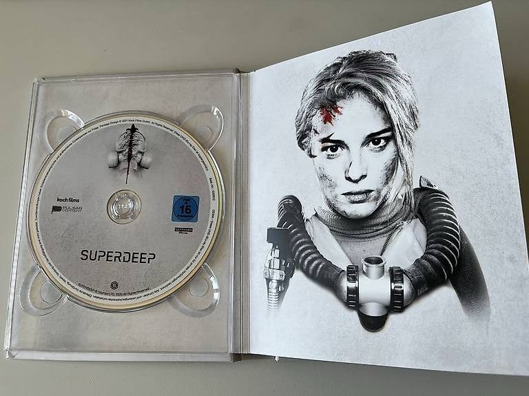 Tutti i DVDs: Superdeep [Mediabook 4k UHD+Blu-Ray] – Nuovo (secondo la descrizione) da Zürich venduto da audn 2