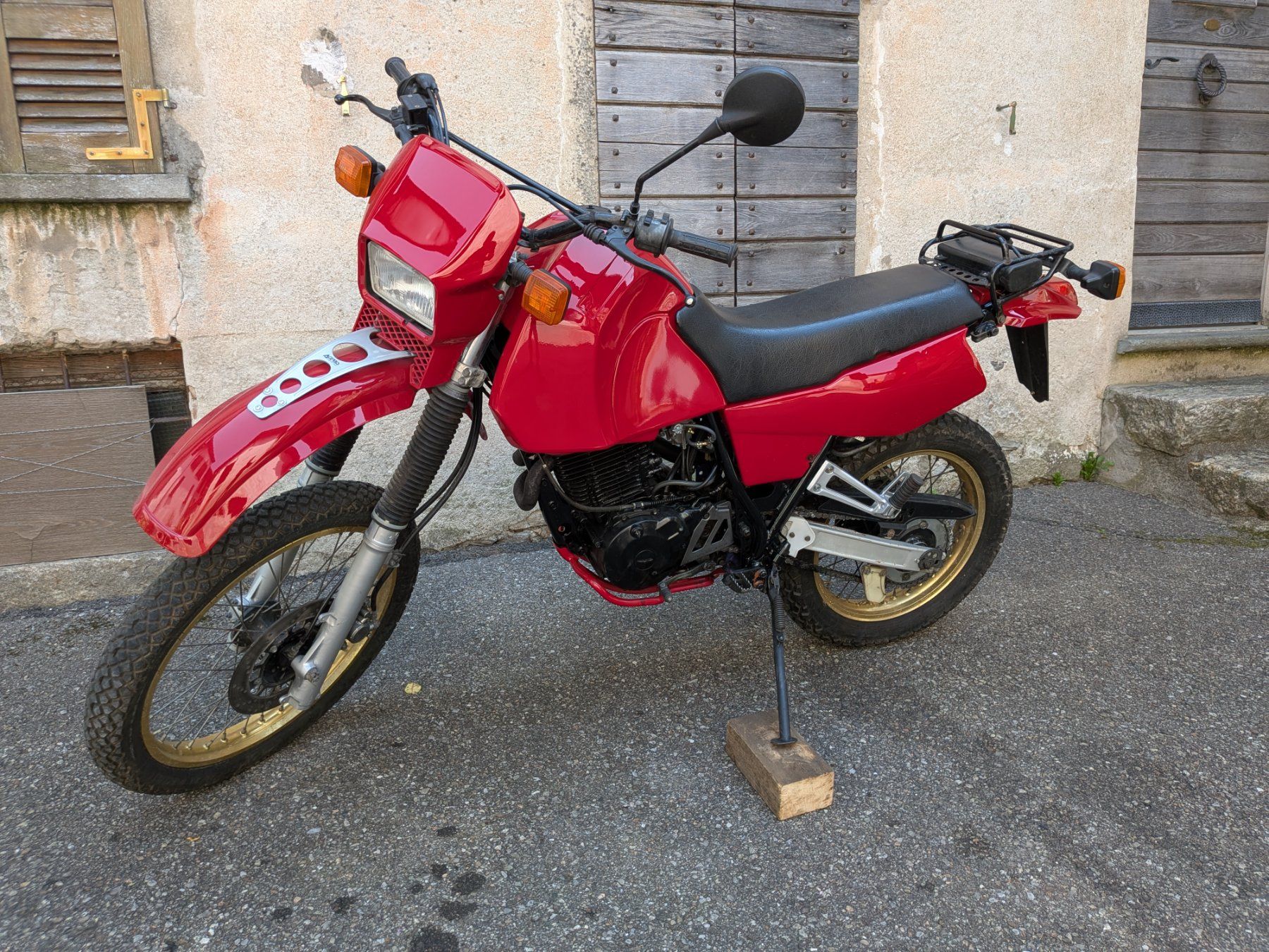 Yamaha Enduro: YAMAHA XT600 – Défectueux à Pura par andyredrossi