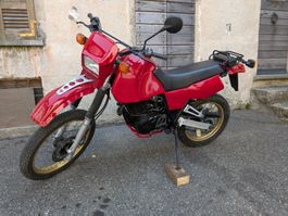 YAMAHA XT600