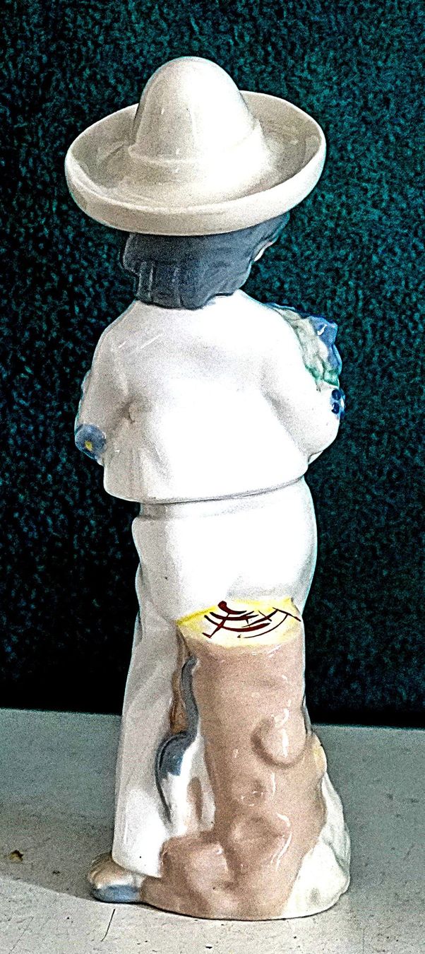 Statuette: Casedes Pozellan Figur Blumen-Mädchen – Usato da Baar venduto da 2cvbaar 5