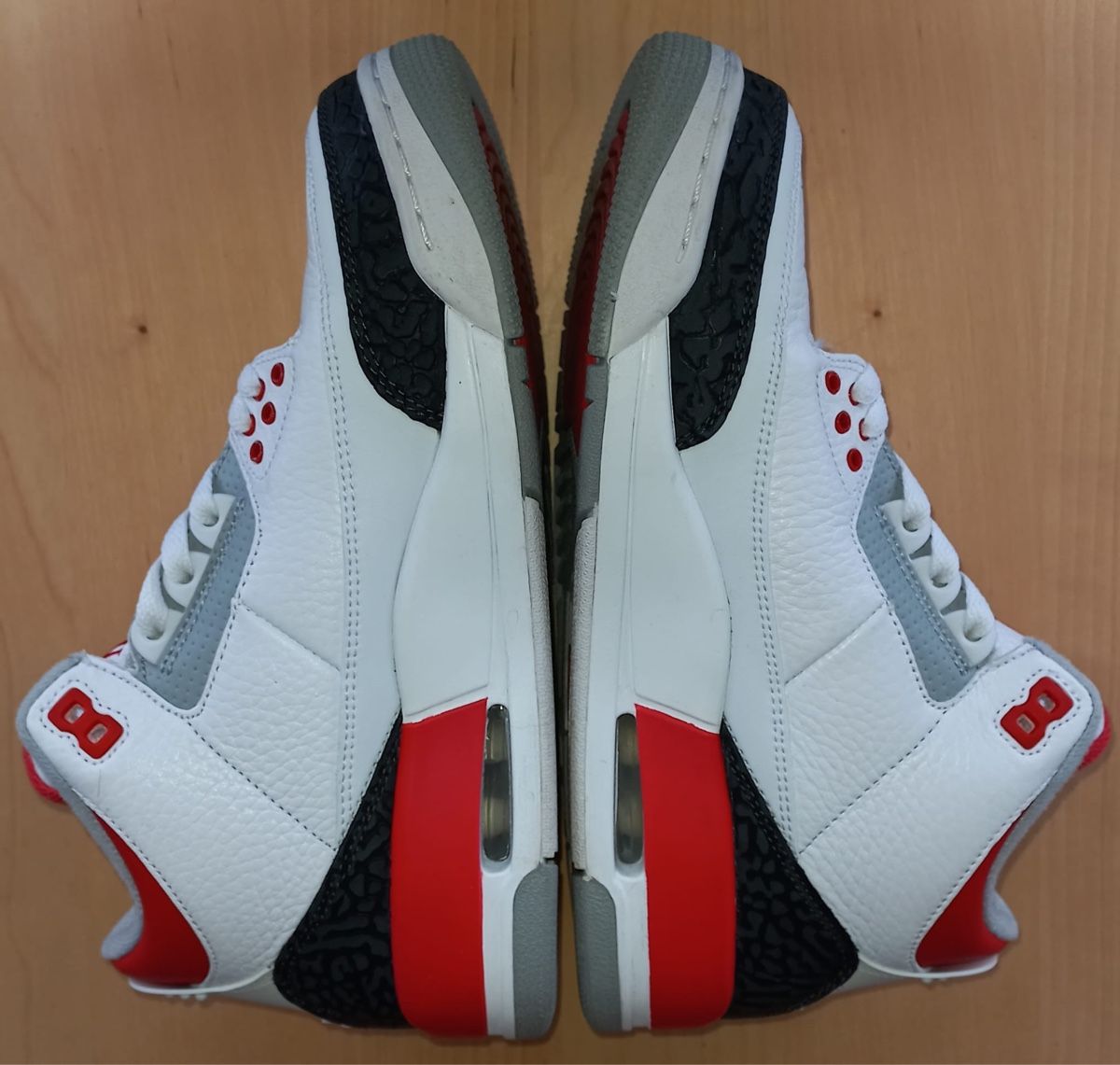 Jordan Scarpe da uomo: Air Jordan 3 – Nuovo (secondo la descrizione) da Kaiseraugst venduto da RJ03 3