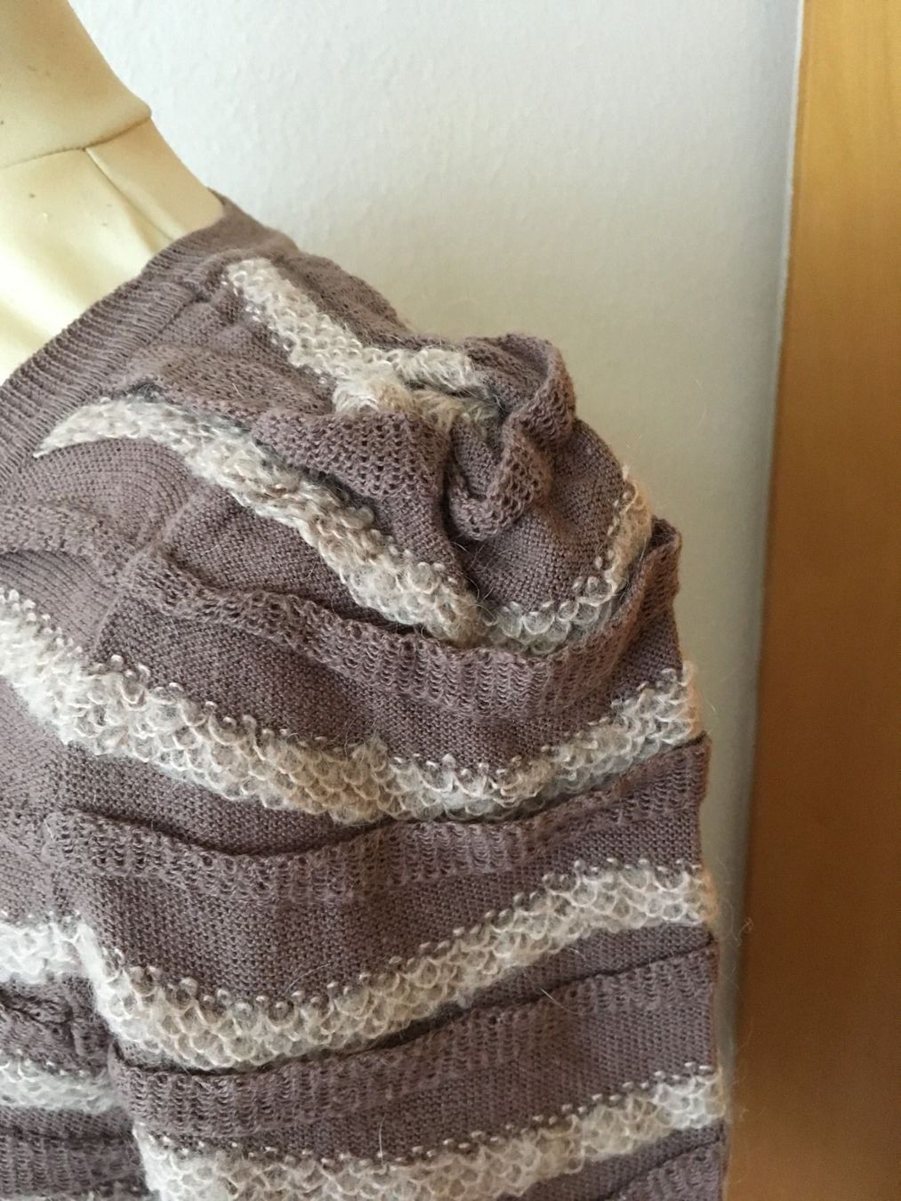 H&M Gilet & Giacche senza maniche: Cardigan en laine taille S – Usato da Genève venduto da Saleena 4