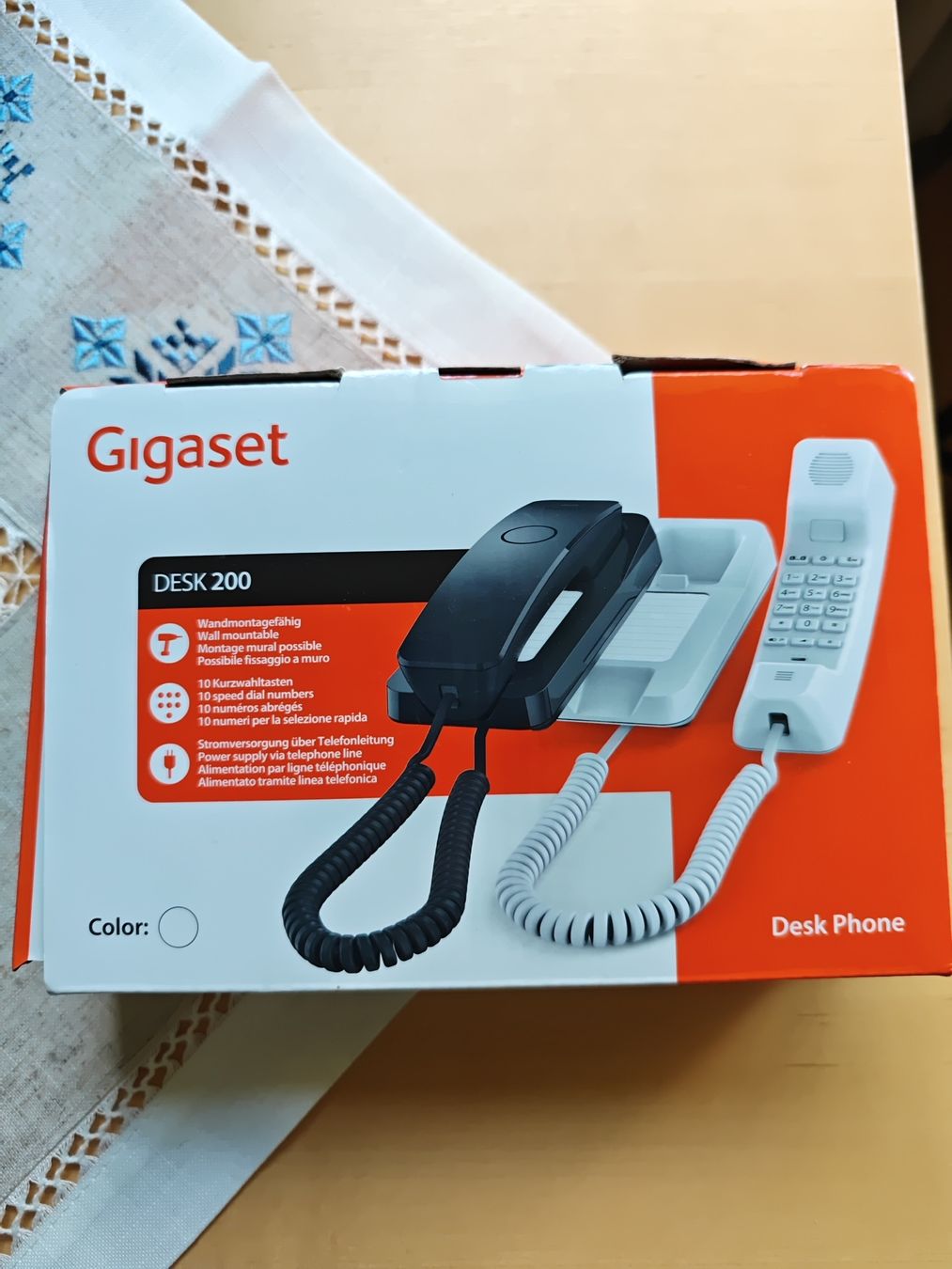 Gigaset Telefoni: Telefon Desk 200 Gigaset – Nuovo e nell'imballaggio originale da Zürich venduto da aru_jbj2