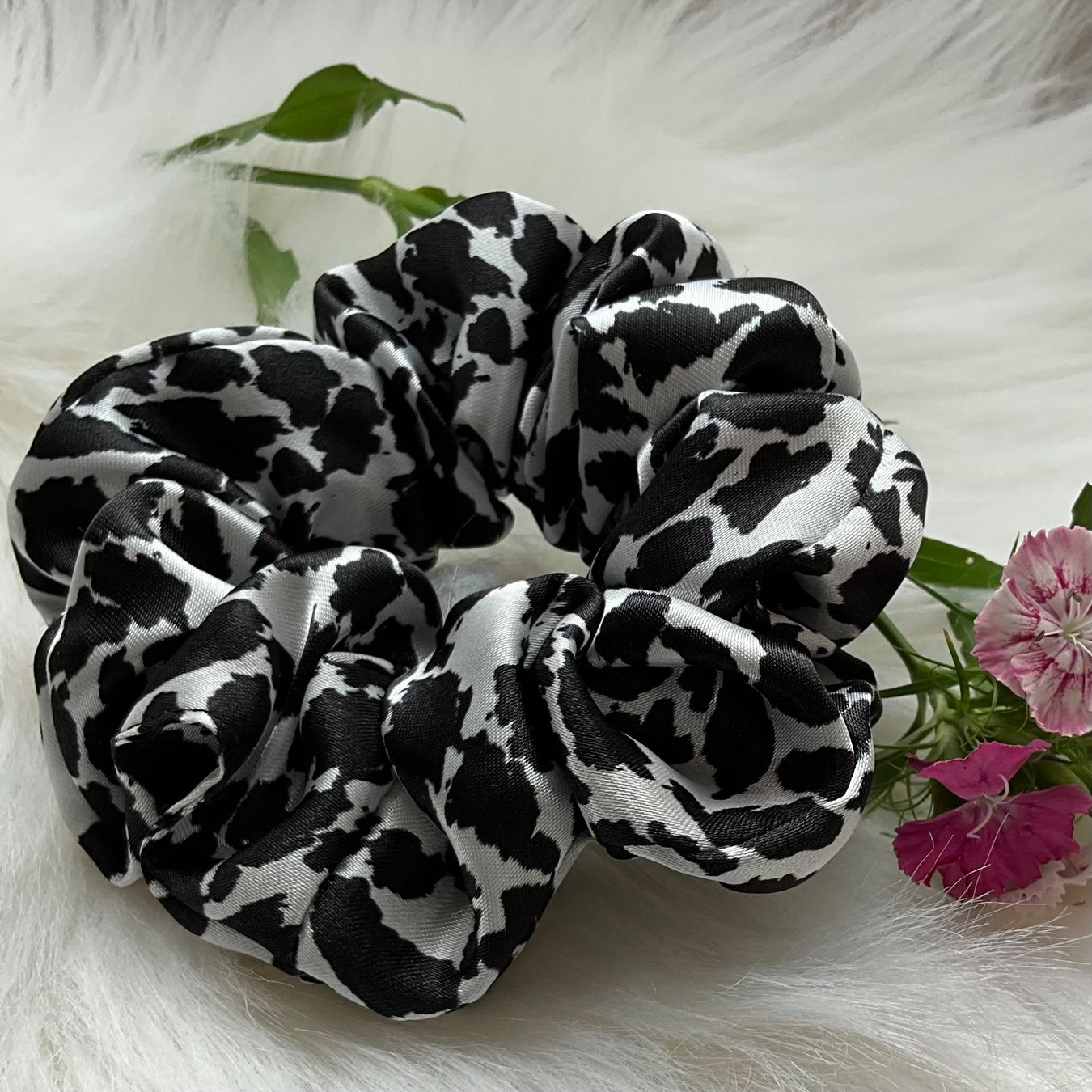 Accessori per capelli: Scrunchie Seide - Leopard - Haargummi Seide - Neu! – Nuovo e nell'imballaggio originale da Vals venduto da ABA-Atelier 8