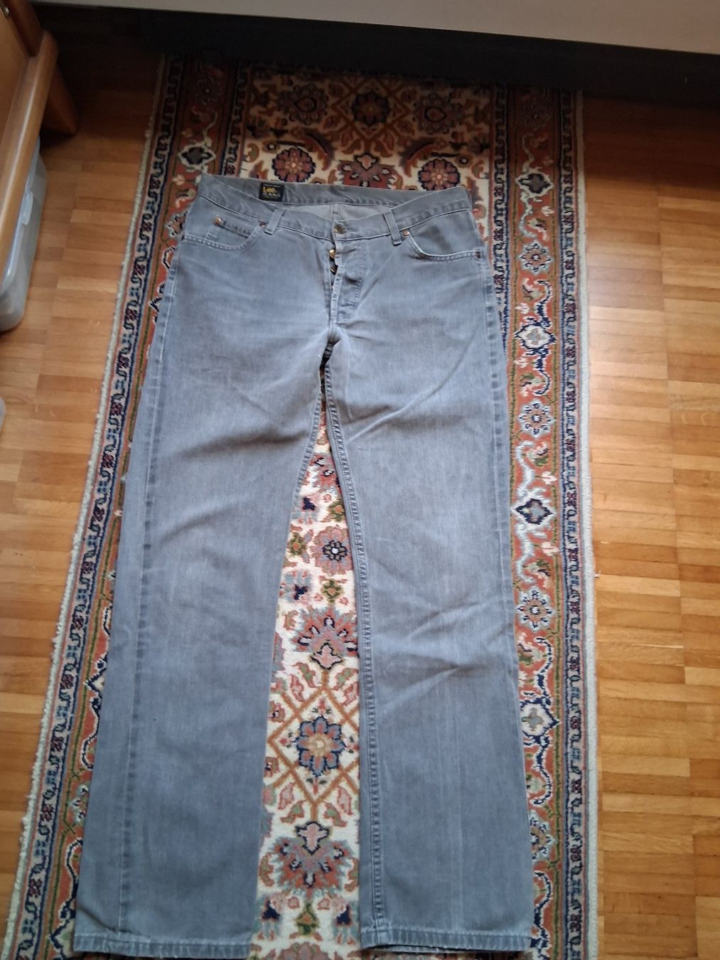 Lee Jeans: Graue Lee Jeans, Top Zustand – Usato da Grüt (Gossau) ZH venduto da Gimmiten 5