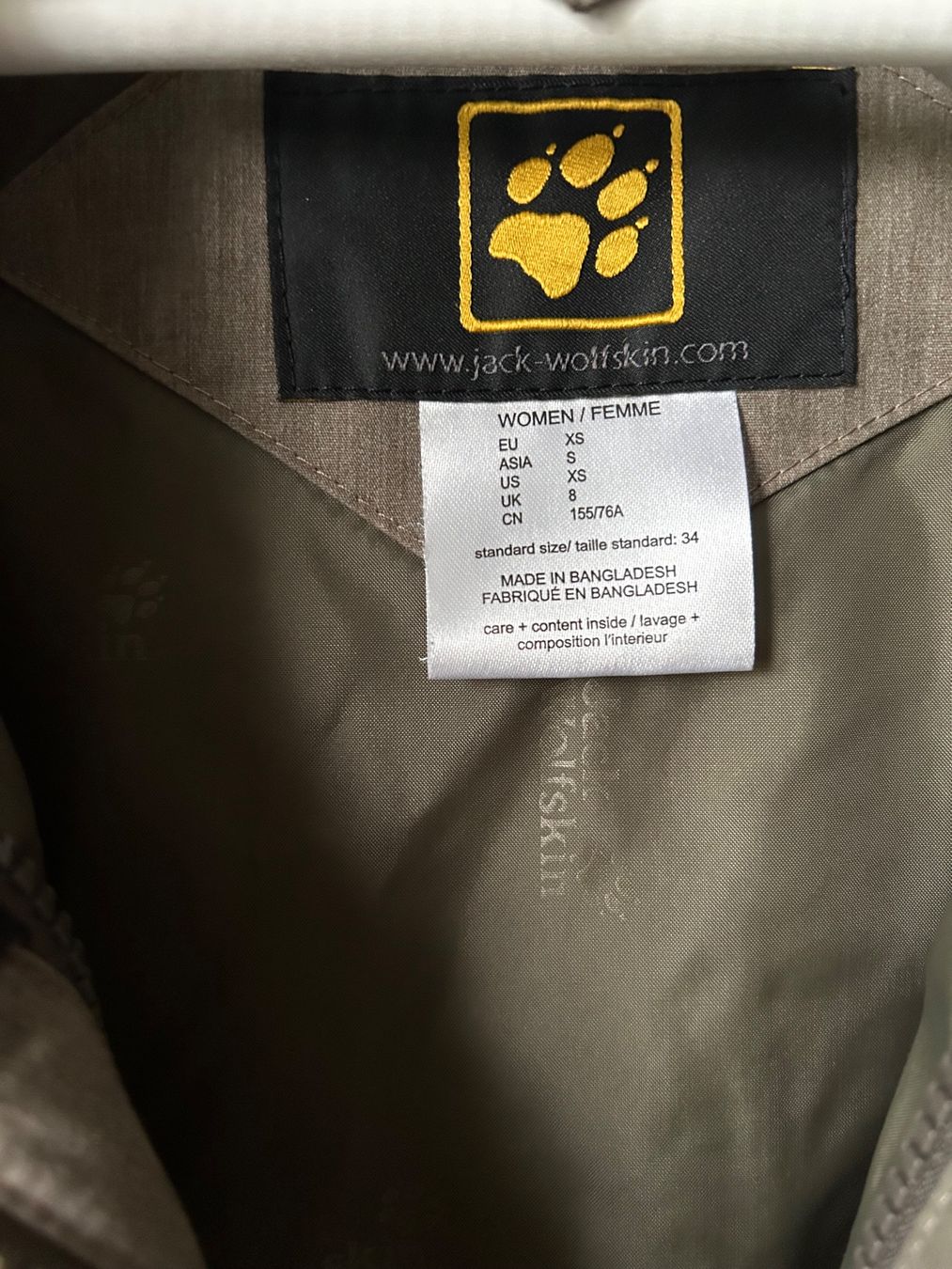 Jack Wolfskin Giacche: Jack Wolfskin Windjacke XS olive – Usato da Hägendorf venduto da Misschatred 4