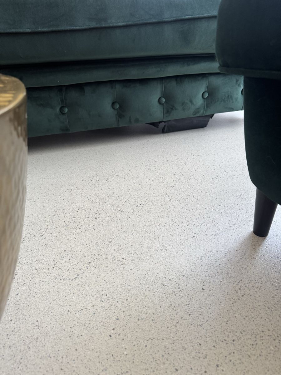 Divani: Sofa gebraucht  – Usato da Schaffhausen venduto da lal_bk69 2