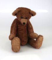 Süsser Teddybär sucht neues Zuhause