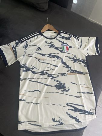 Italien Heimtrikot Euro 2024 Adidas, neuwertig, Grösse M