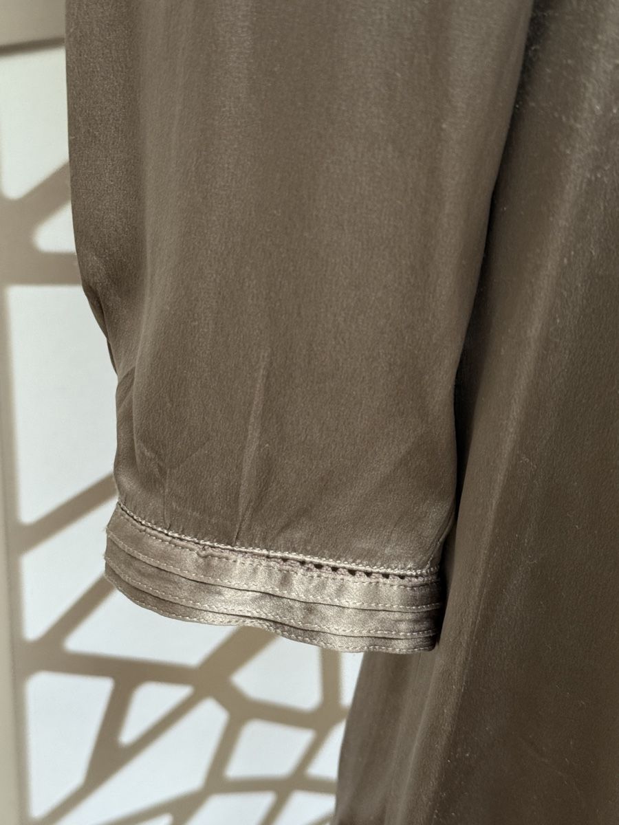 Kleider: Great grey silk dress. S/M – Gebraucht aus Grund b. Gstaad von PlageNeigeplus 2