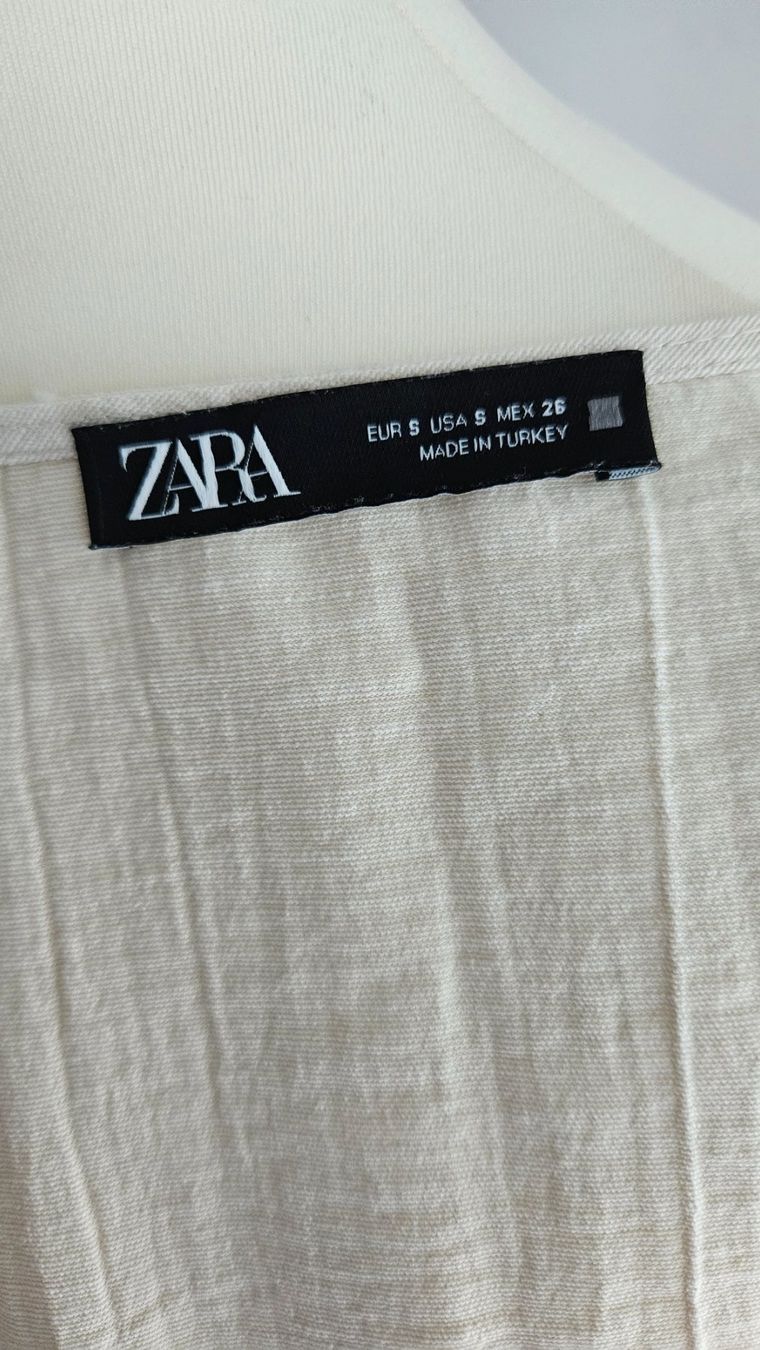 Zara Jacken: Zara Jacke / Bluse – Gebraucht aus Bülach von Recherchieren 5