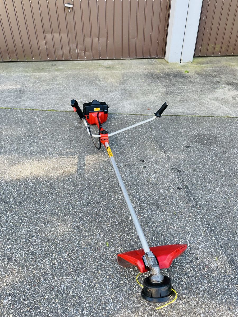 Husqvarna Tutti gli attrezzi: Rasentrimmer Jonsered GR320 – Usato da Würenlos venduto da Shop_Shop 2