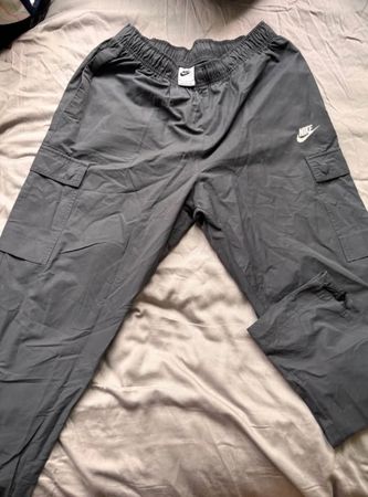 Nike cargo gris taille M