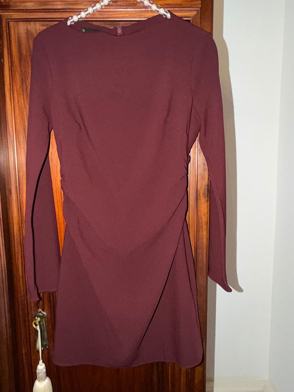 Mango Kleider: Mango Minikleid, Grösse XS, Weinrot – Gebraucht aus Basel von Blausara707