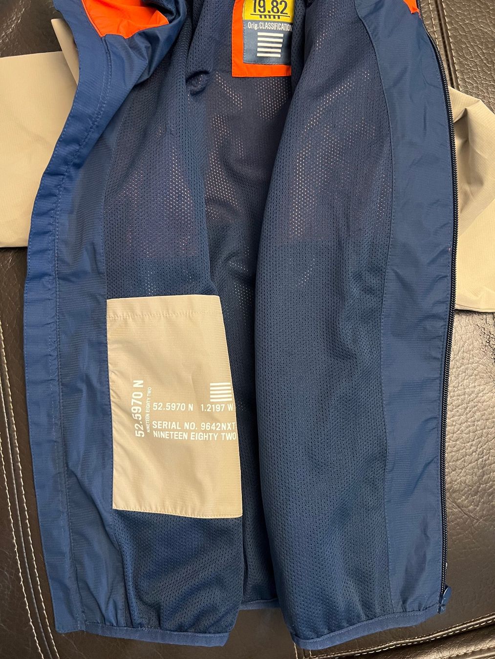 Giacche & Cappotti: Frühlingsjacke Gr. 122 – Usato da Männedorf venduto da JaLa. 3
