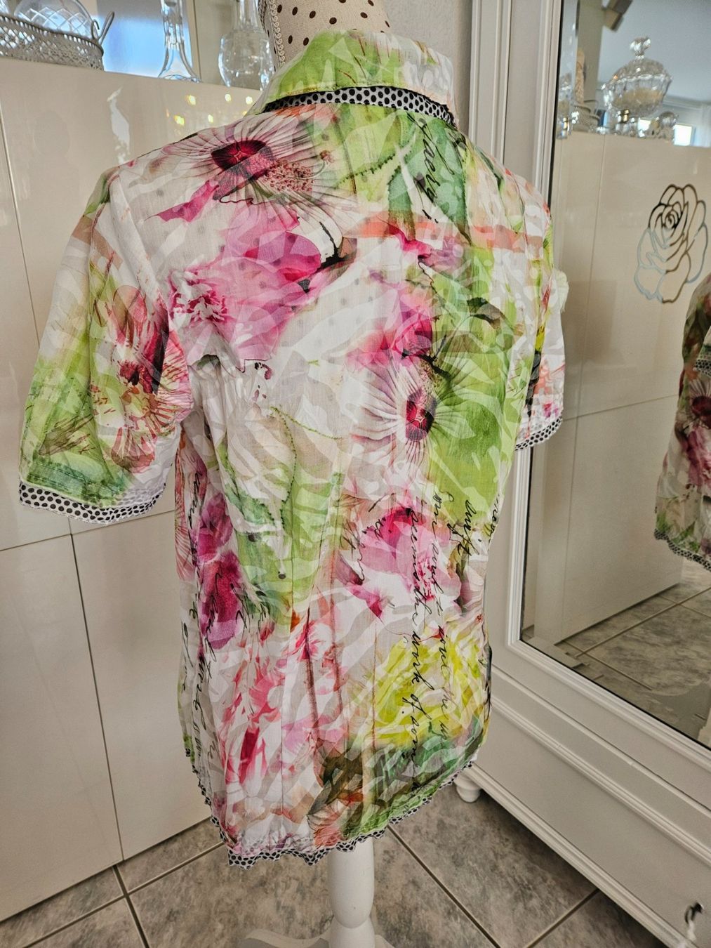Camicette: Bluse Kurzarm Grösse 38 / M von FER mit Blumen transparent – Usato da Gossau ZH venduto da fashiontwo 2