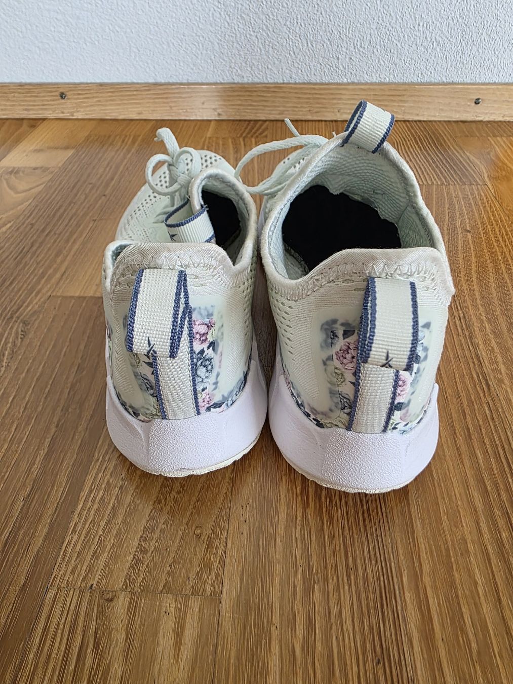 Reebok Scarpe da donna: Reebok Sneaker Gr. 40 neu – Nuovo (secondo la descrizione) da Bassersdorf venduto da R32DSG 3