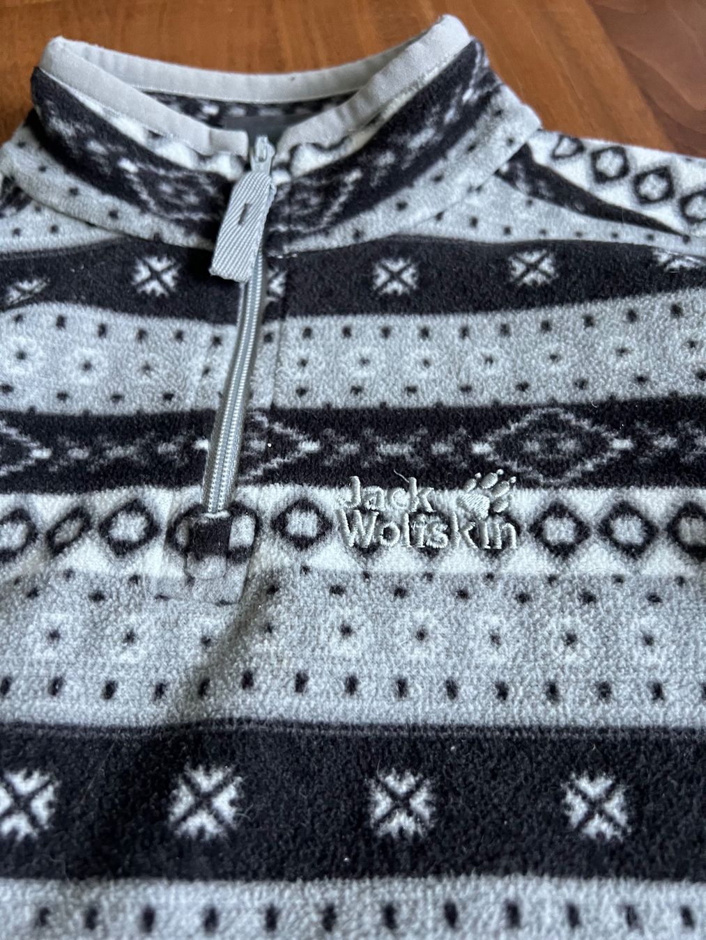 Jack Wolfskin Maglioni & Felpe: Jack Wolfskin Fleece-Pulli, 128 – Usato da Jona venduto da Sariksa 1