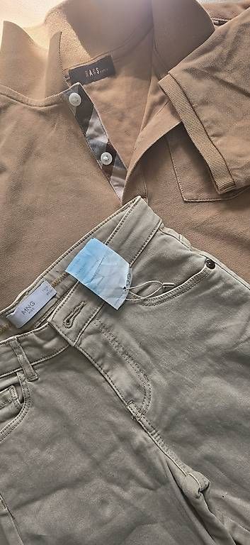 Lotti di vestiti: Burberry  Daks , Mango  – Usato da Zürich venduto da joo_hrd5 2