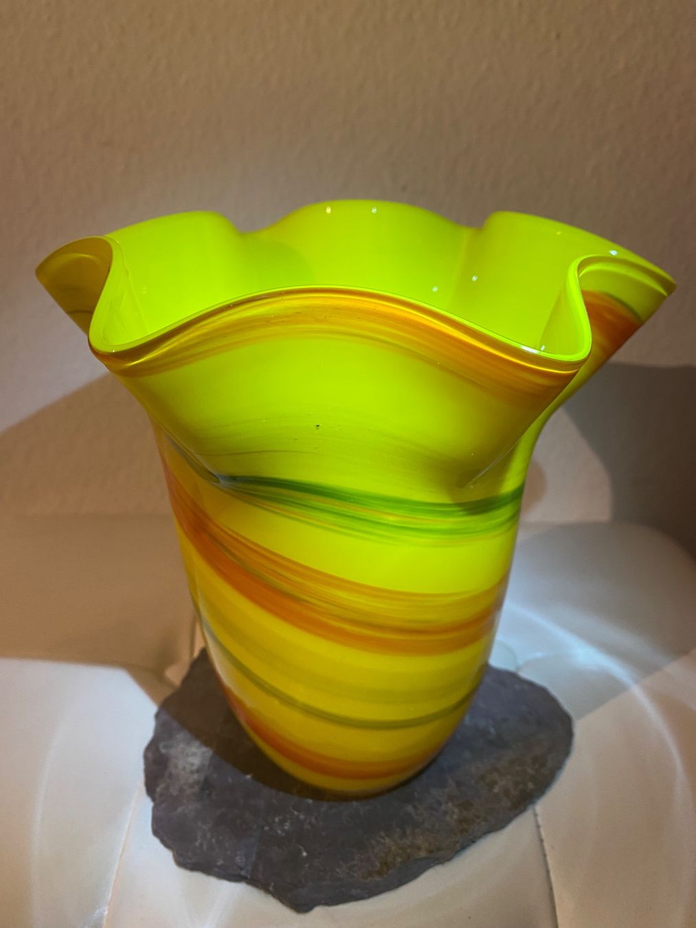 Murano Vasi & Recipienti: Murano Fazzoletto Glasvase mit Goldelementen – Usato da Männedorf venduto da Maru83