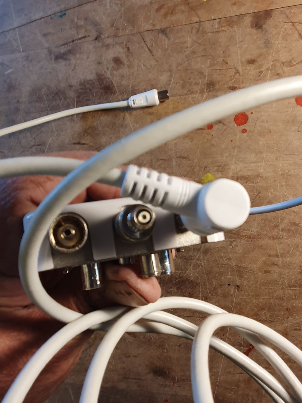 Sunrise Unità & Adattatore: Multimedia Adapter A1315/04R – Usato da Zürich venduto da loosebone 3