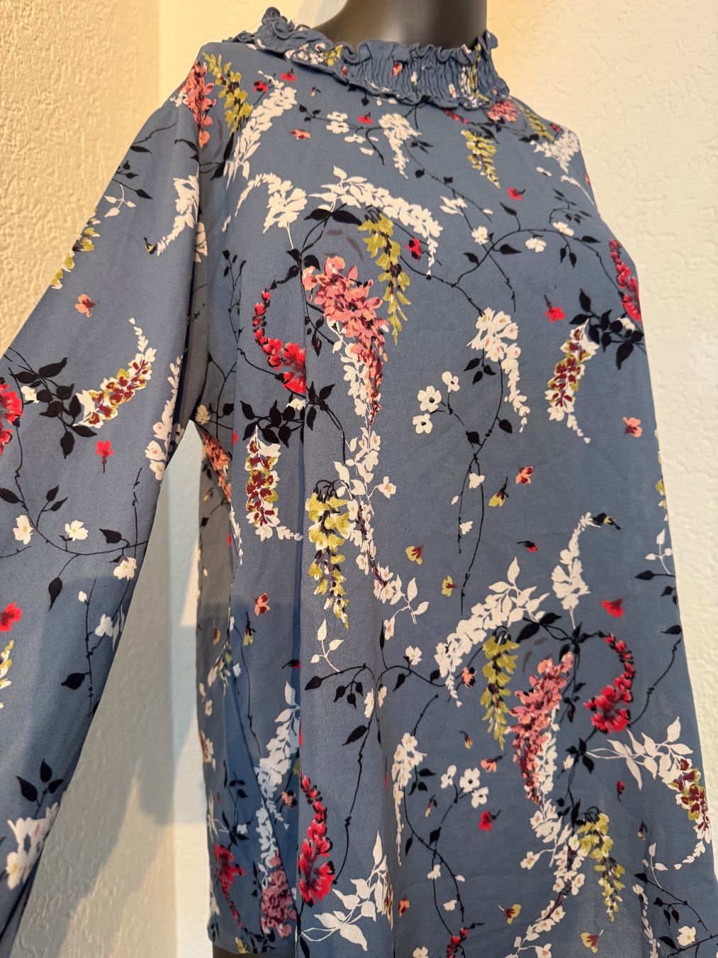 Camicette: Sommer Bluse Blumenmuster Gr M Blau – Usato da Frenkendorf venduto da Style365 5