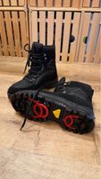 Neu Winterstiefel mit Spikes, Grösse 39, Schwarz