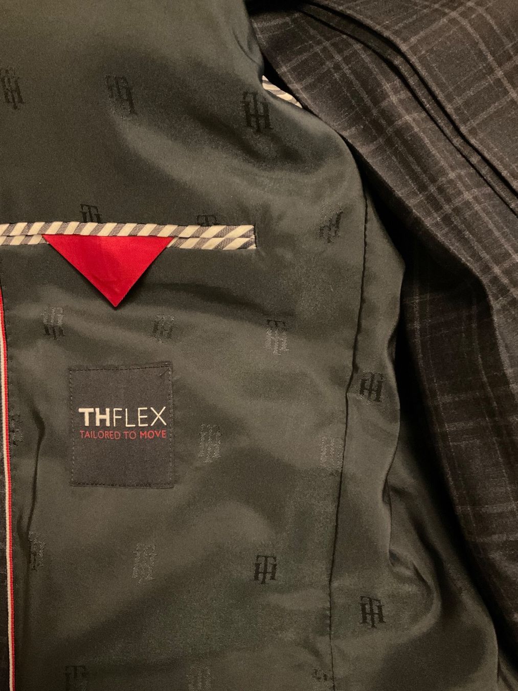 Completi: Tommy Hilfiger Herrenanzug – Nuovo (secondo la descrizione) da Bergdietikon venduto da Joyosa 3
