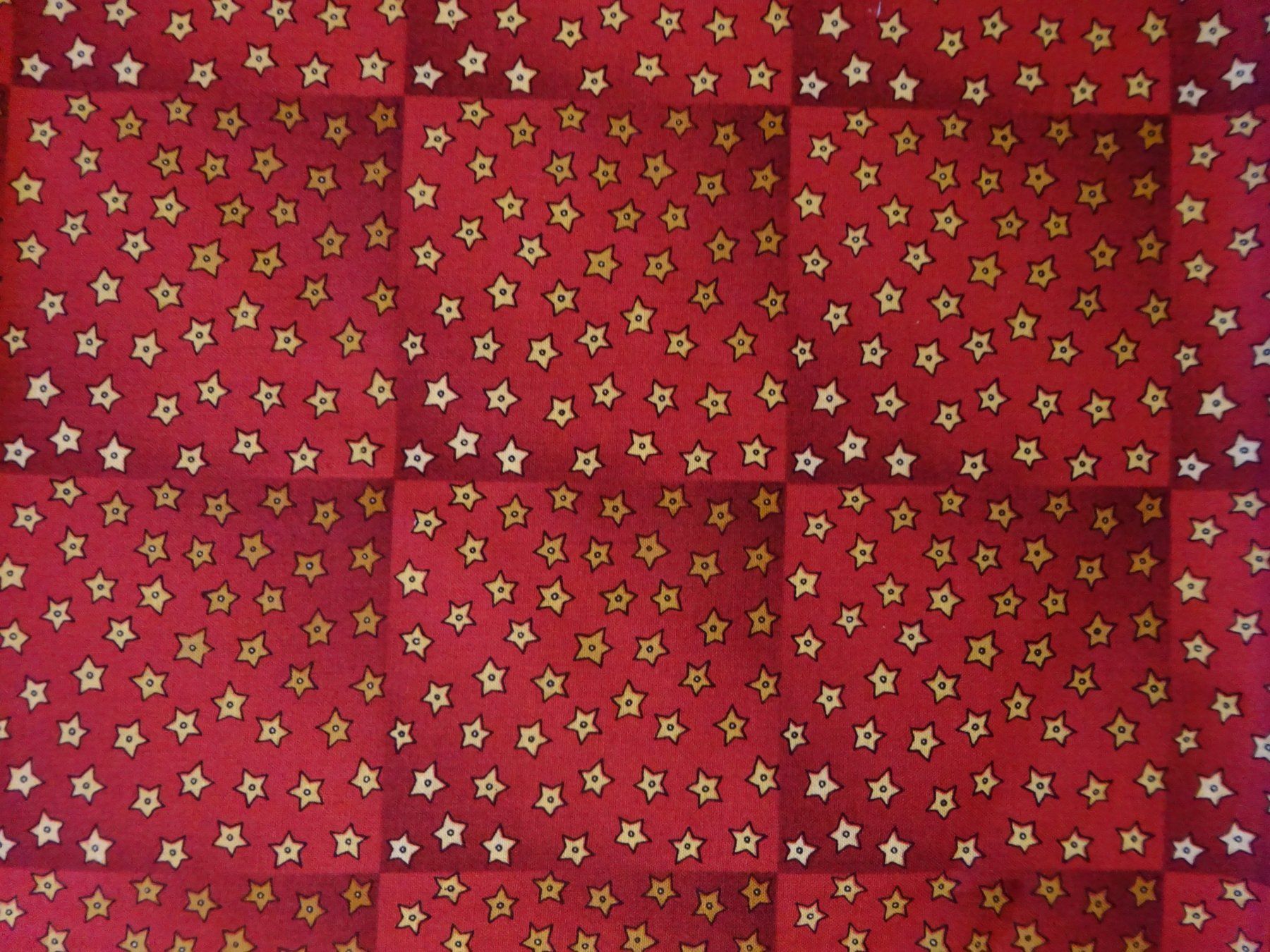 Tessuti: Baumwollstoff für Patchwork 87 x 106cm – Nuovo (secondo la descrizione) da Bern venduto da Hero2.0